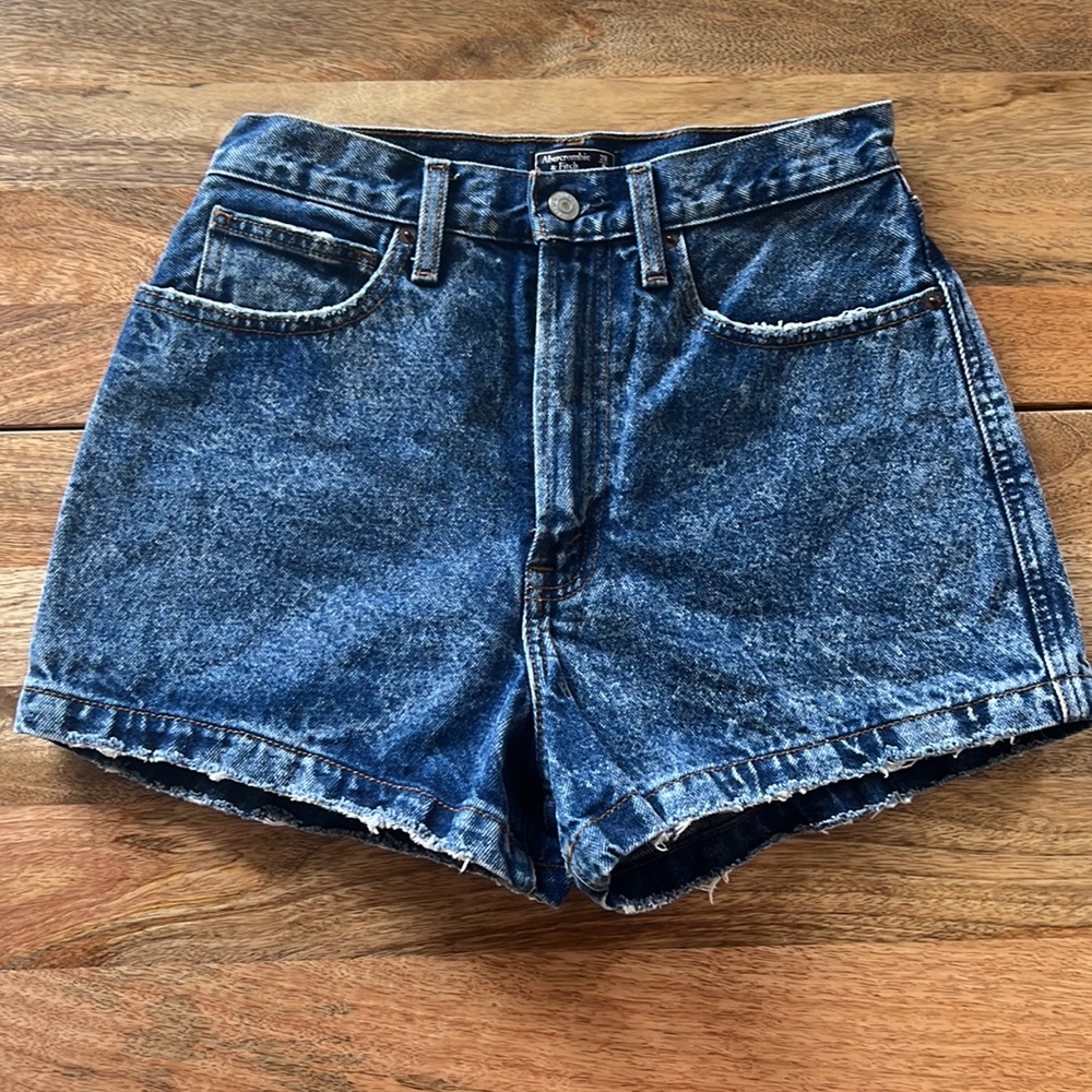 Abercrombie High Waist Short